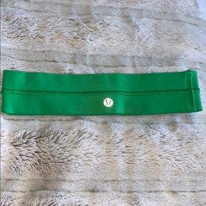 green lululemon headband